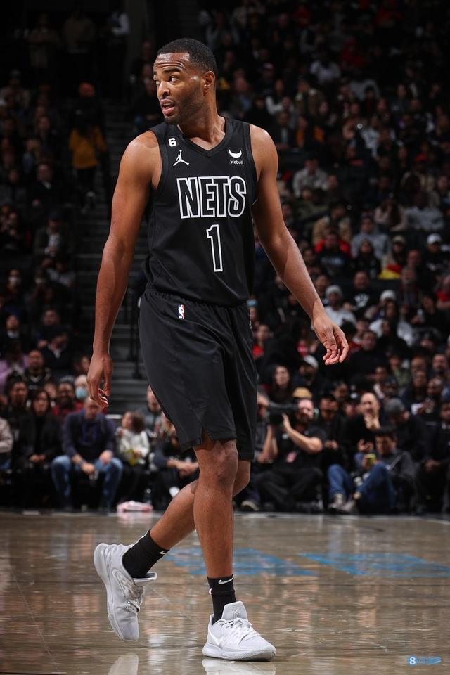 过引入新的 过引入新的