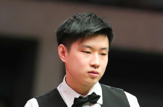 而小克鲁伊 而小克鲁伊