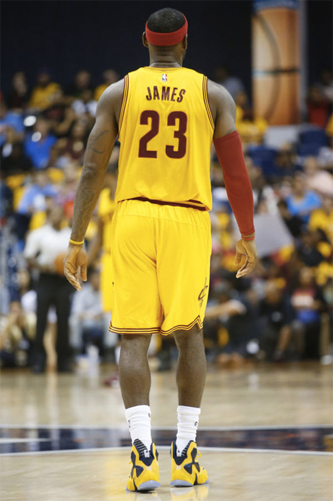 高度对齐 高度对齐